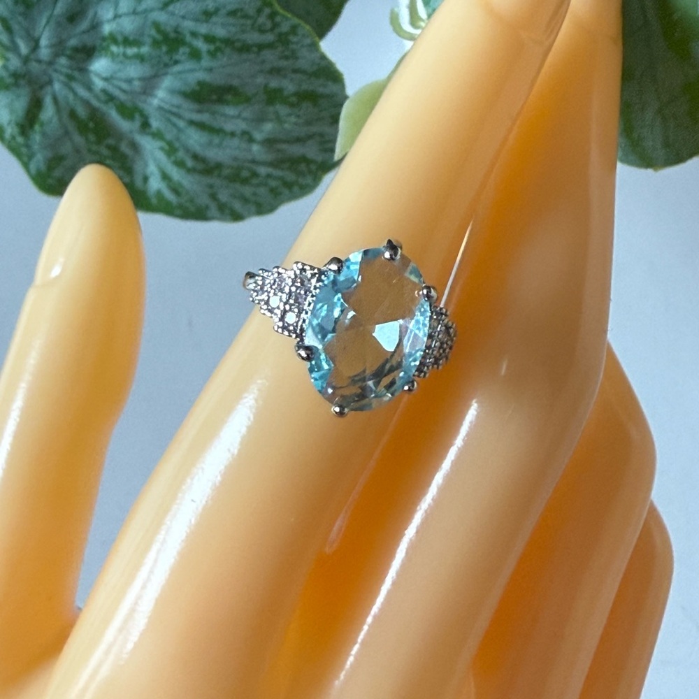 Fashion Jewelry Silver Ring with Light Blue Center Stone and Pavé Accents - Picture 8 of 8
